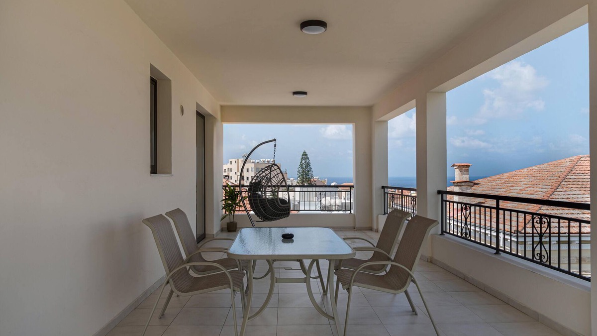 Old Town Apartment | Phaedrus Living: Paphos Old Town Seaview Flat