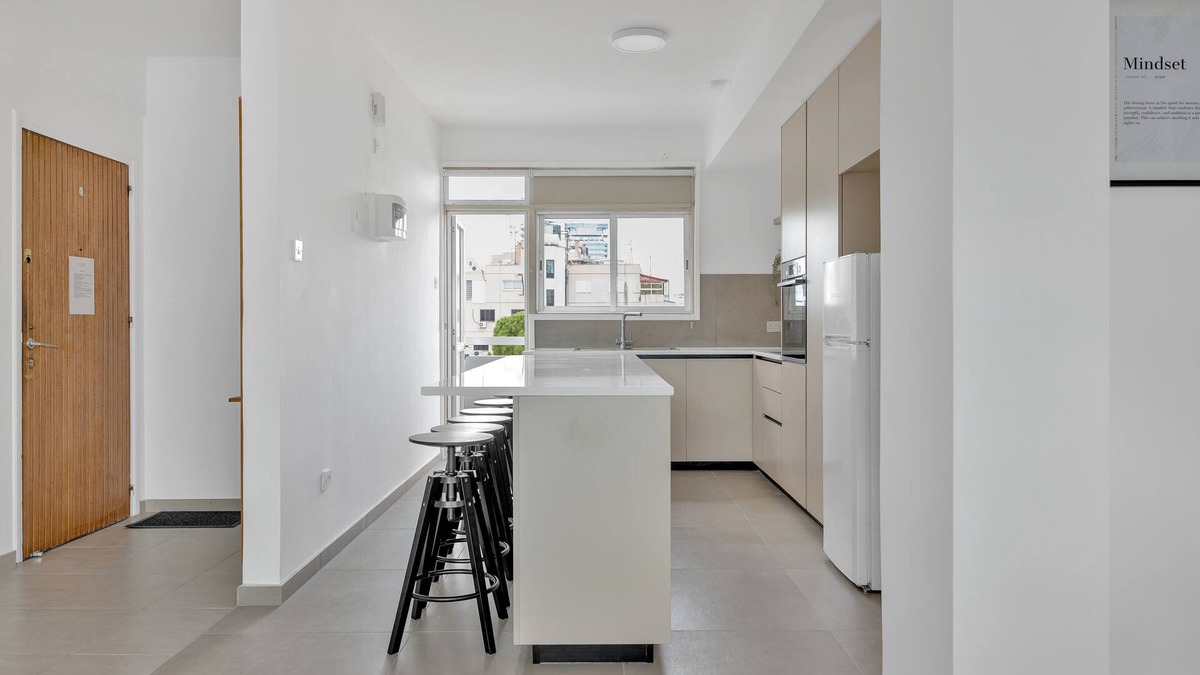 Lykabittos Apartment | Phaedrus Living: Romanou Modern City Center Flat