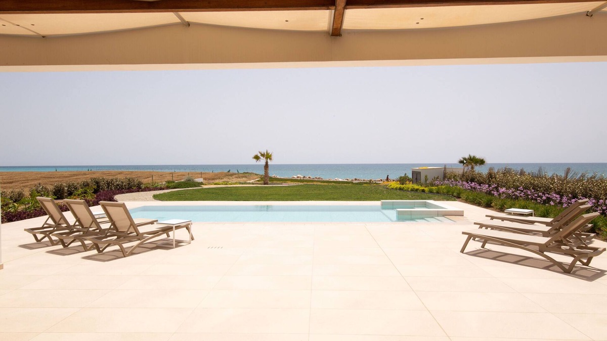 Softades Villa | Phaedrus Living: Serenity Waves Villas No.5