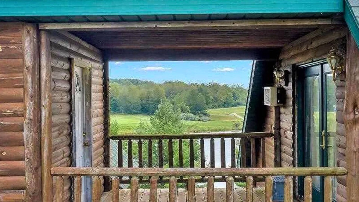 Glennie Cabin | Phantom Pines Lodge | 3-Story, Private Golf Course View