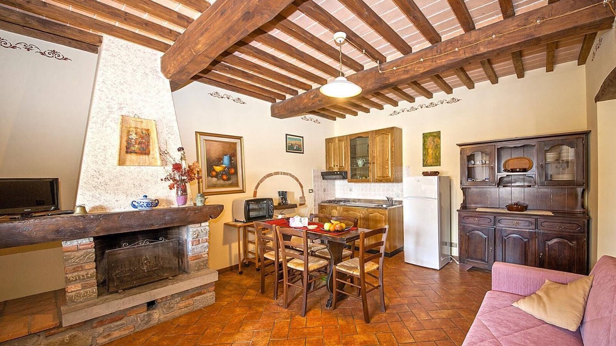 Le Piazze Other | Pheasant swimming pool flat with 3 bedrooms and two bathrooms