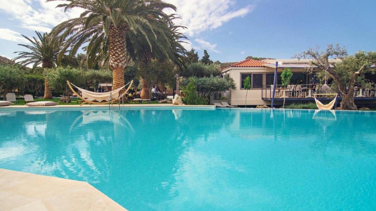 Agia Galini Villa | Phenomenal Agios Vasilios Suite | Gadjah Suite | 1 Bedroom | Min. Children Age:.