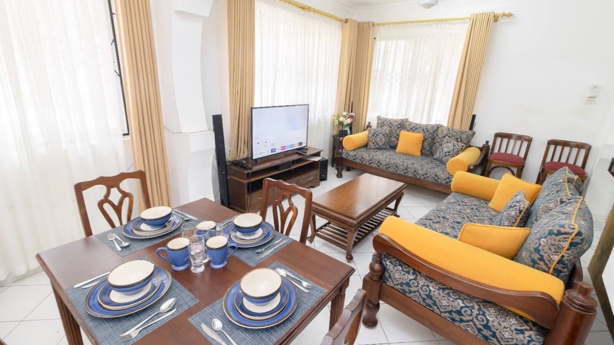 Mtwapa House | Phenomenal ,cool, quiet , clean 2-bedroom apartment with WiFi and swimming pool.