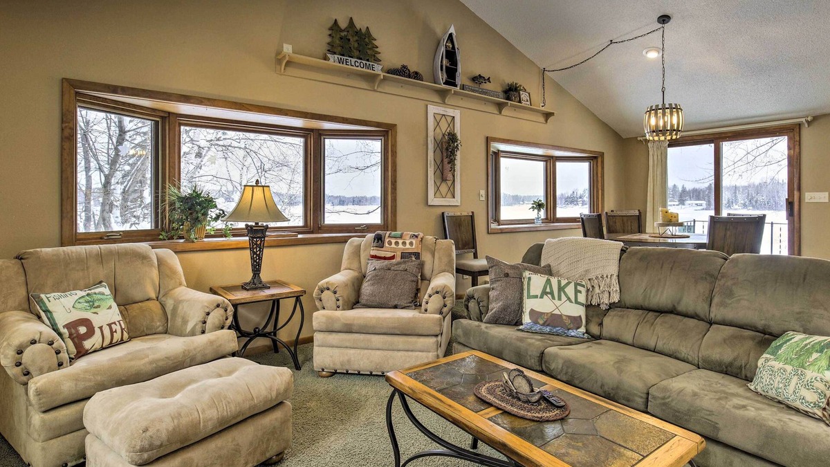 Phillips Cabin | Phillips Cabin w/Lake Views & Private Dock!