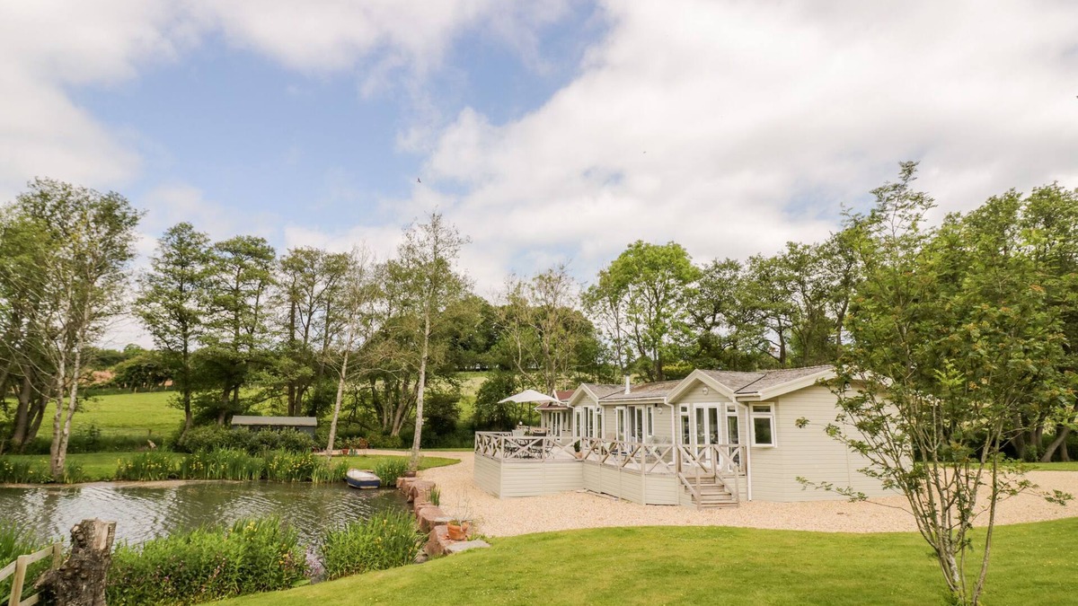 Ross-on-Wye Cottage | PHOCLE LODGE, family friendly, with a garden in Ross-On-Wye