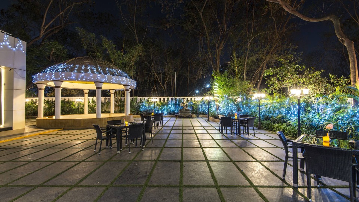 Mundhwa Hotel | Phoenix Hotel