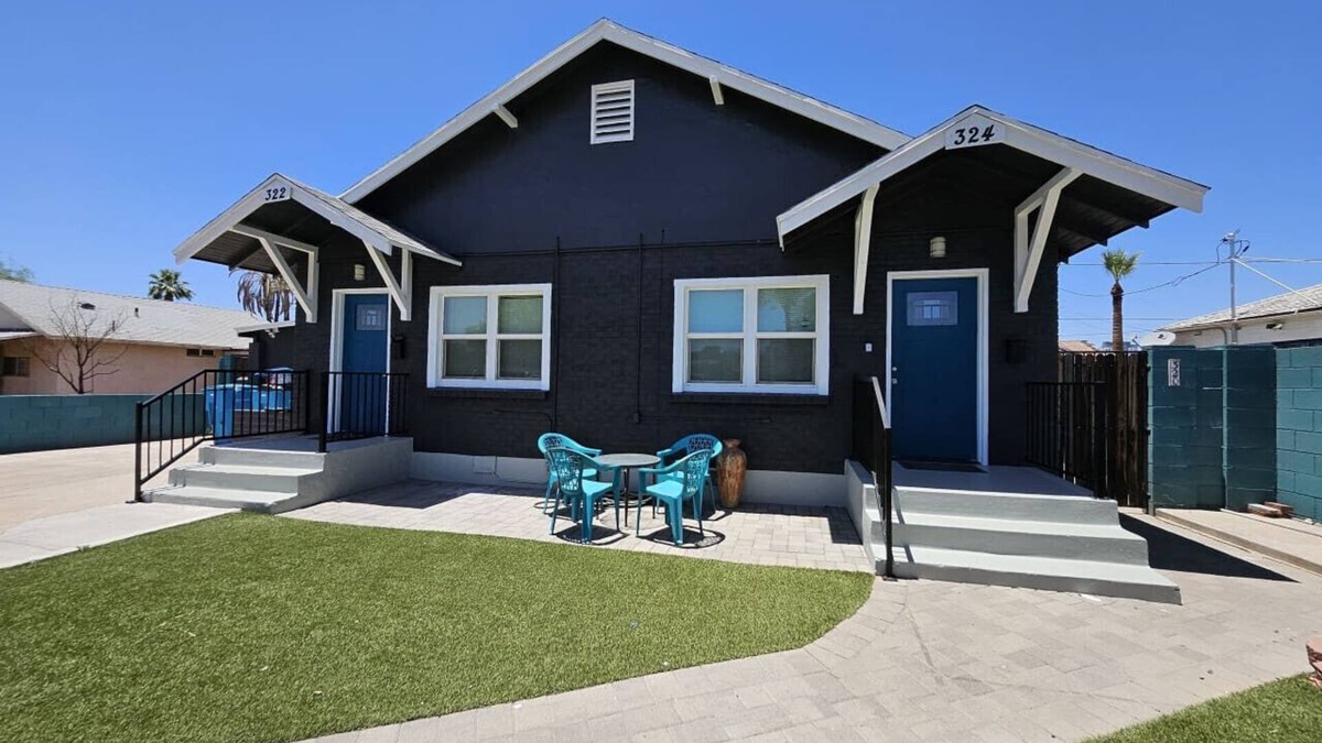 Garfield House | Phoenix Triplex all to your Self