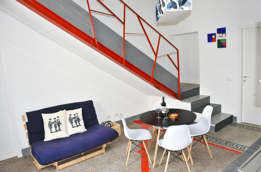 Colle di Val d'Elsa Apartment | Piazza Arnolfo 1932