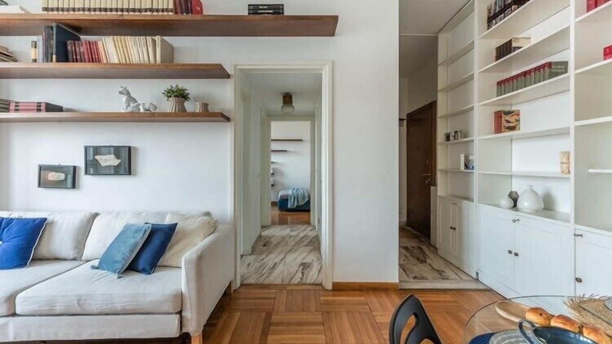 Porta Tenaglia Apartment | Piazzale Biancamano 2 - Cozy and bright apartment with a wiew