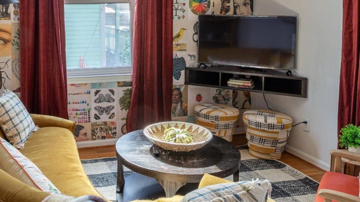 Cabbagetown House | Piccadilly Circus by Minty Living