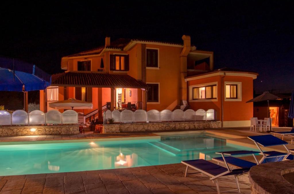 Uri Hotel | Piccola Locanda S'Ausentu