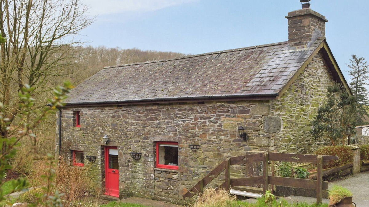 Llanybydder Cottage | Picked for its character and charm with beautiful views across the hills.