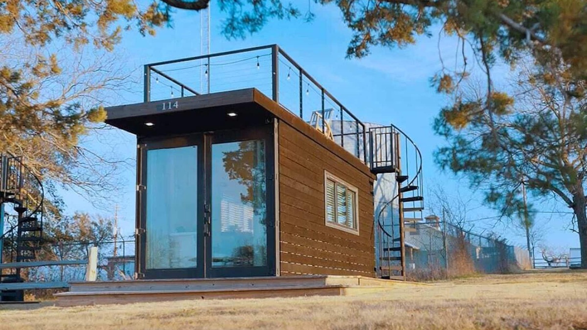 Waco House | *Pickelball* The Bluebonnet-Container Home!