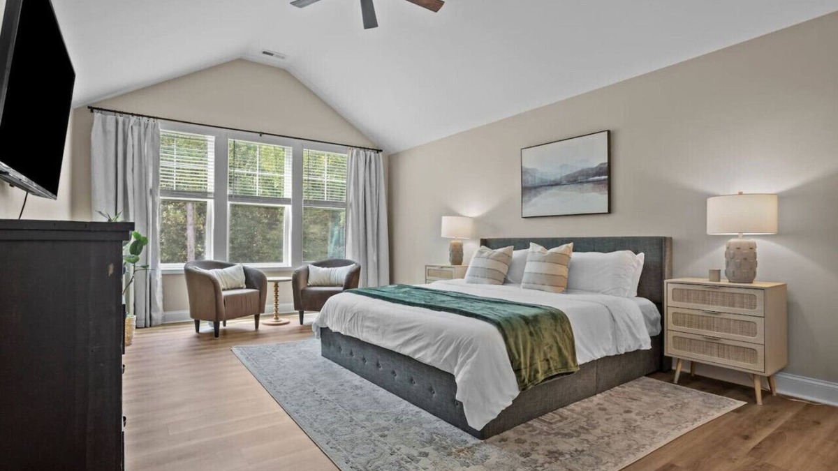 Aberdeen House | Pickleball, Arcade & Poker Retreat Near Pinehurst!
