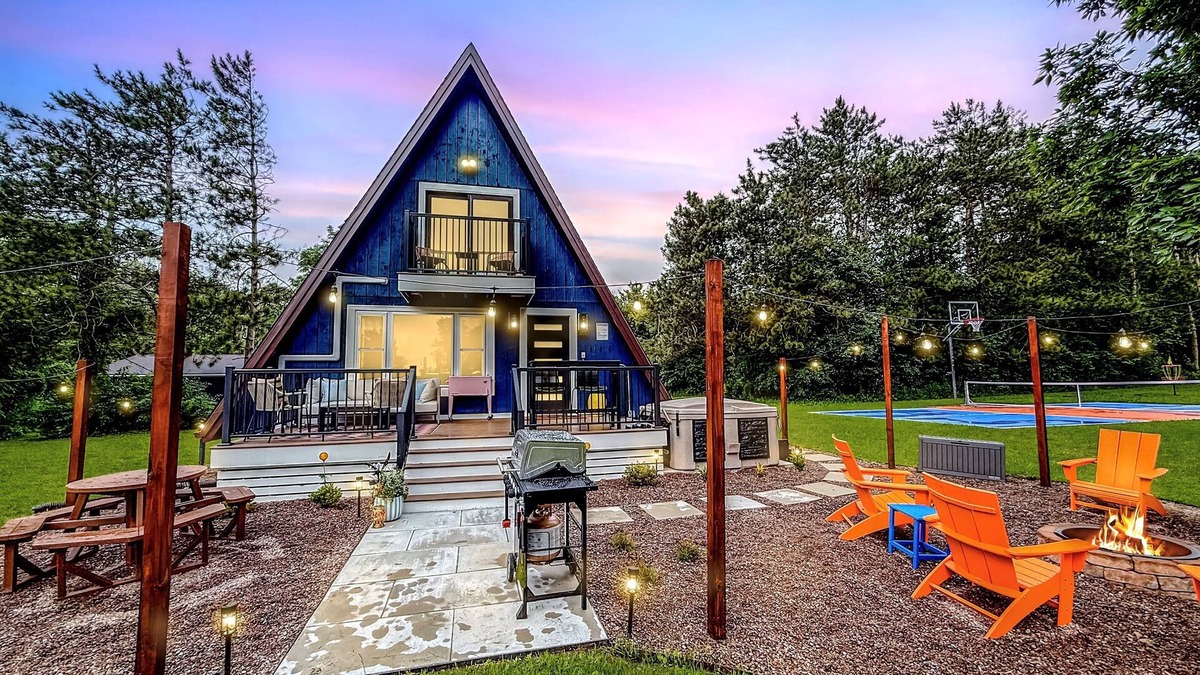 Marietta Ski Chalet | Pickleball + Hot Tub | Luxe A-Frame Escape