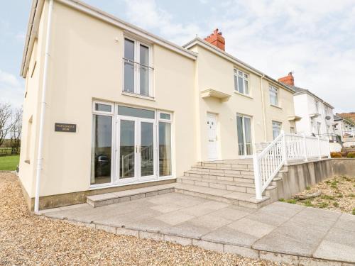 St Brides House | Pickleridge View