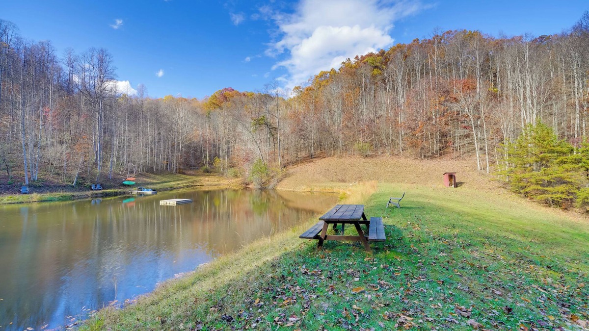 Rosedale Cottage | Picnics & Bonfires: Rosedale Retreat!