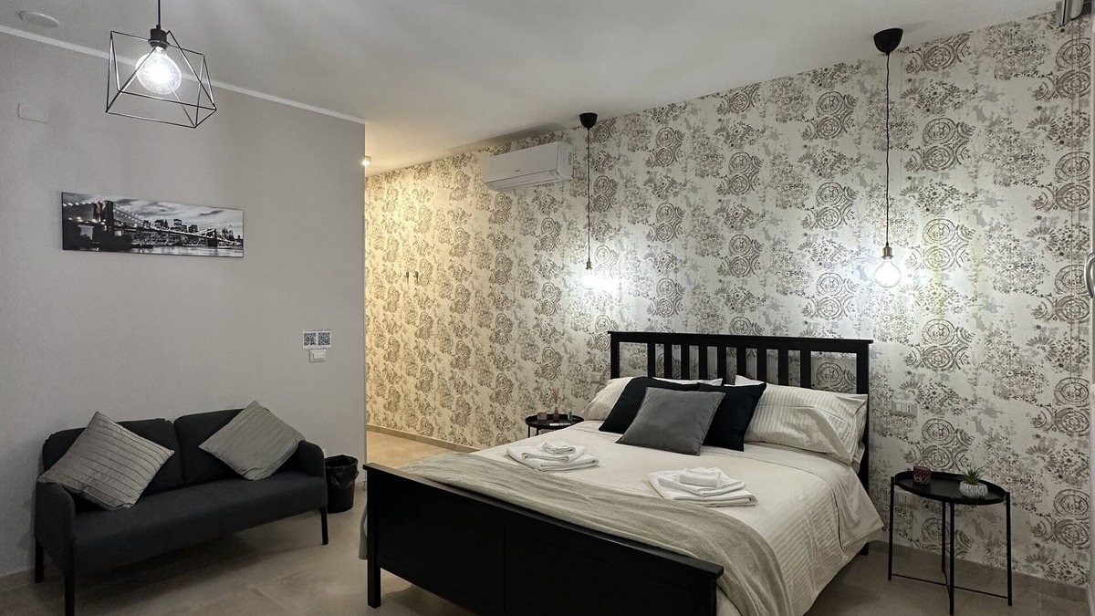 Mirandola Condo | Pico's Room