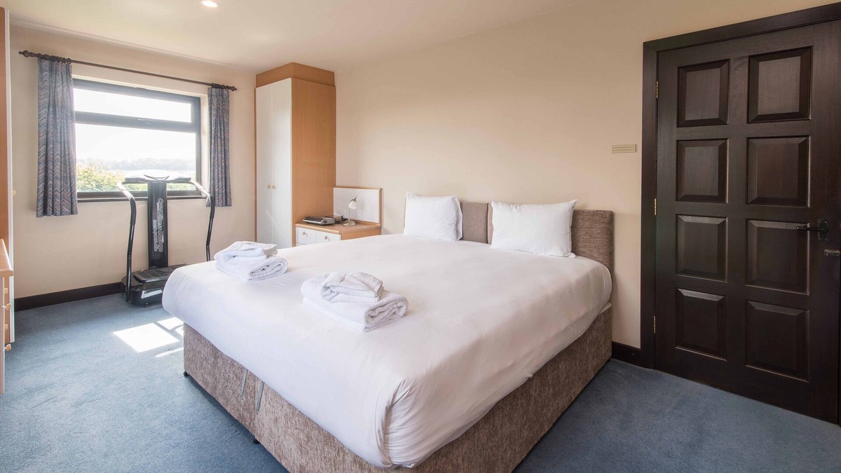 Woodborough Villa | Picturesque & Charming 3Bed Villa in Woodborough