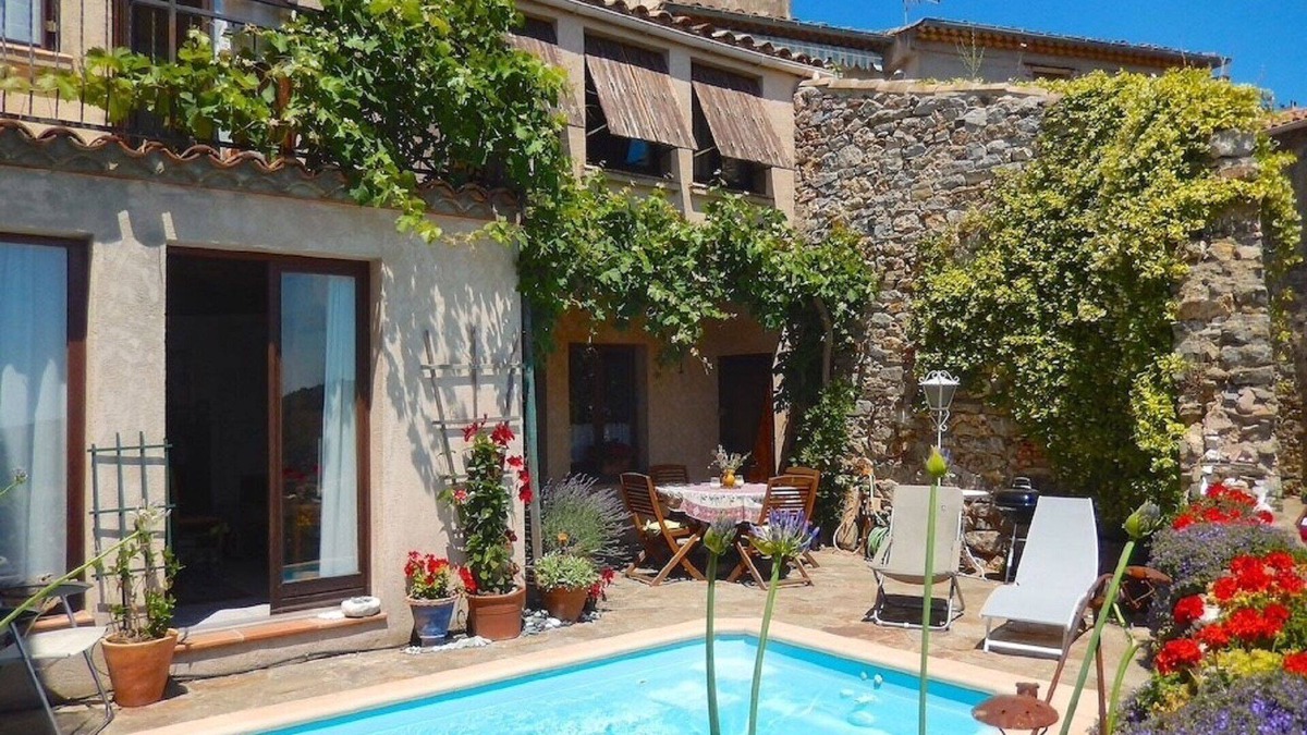 Roquessels House | Picturesque house in 17th century village, with privacy, pool and views