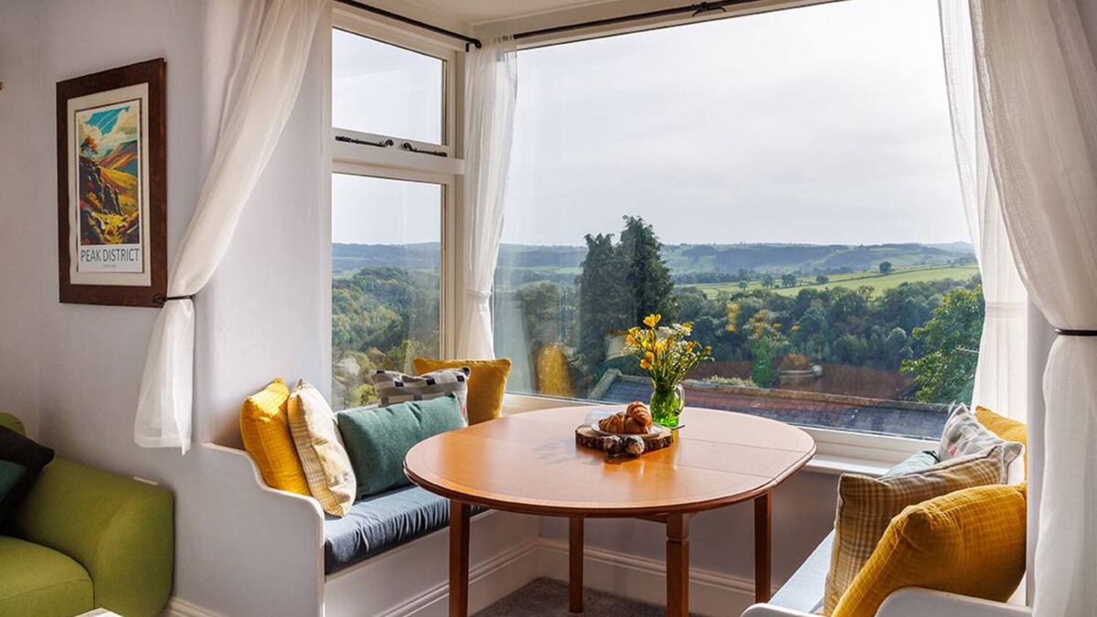 Over Haddon Cottage | Picturesque Luxury Retreat near Bakewell
