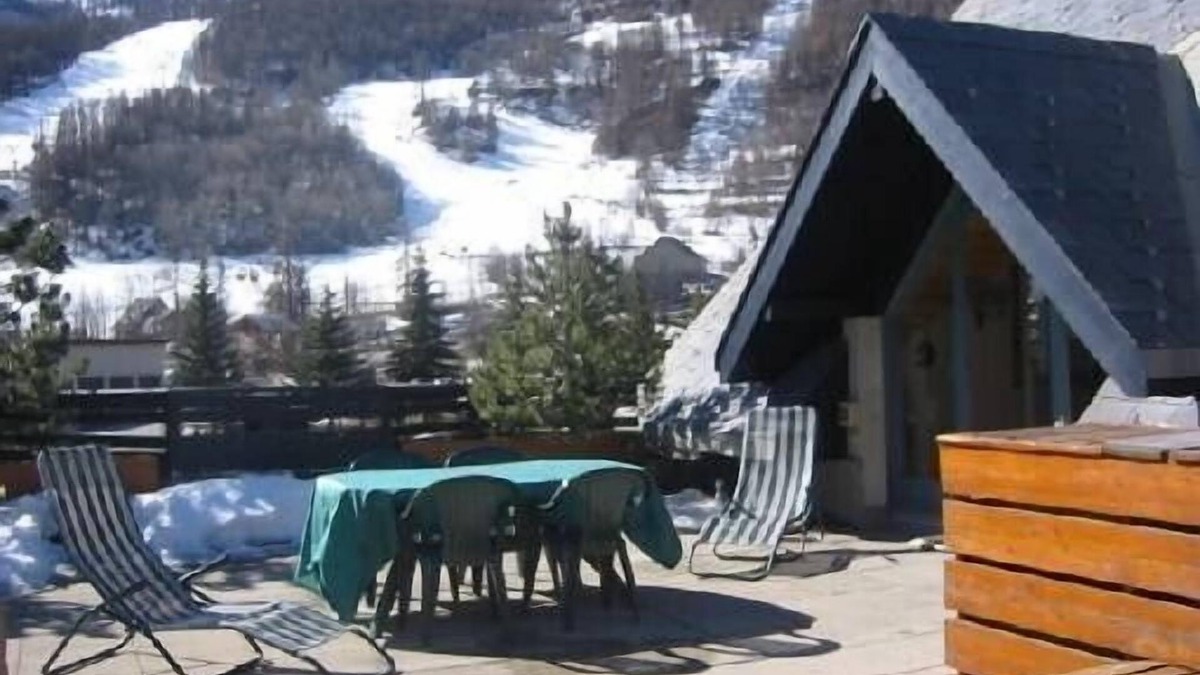 La Salle-les-Alpes Apartment | Pied piste DUPLEX LUXE 4* SERRE CHE 1400 TERRASSE GARAGE