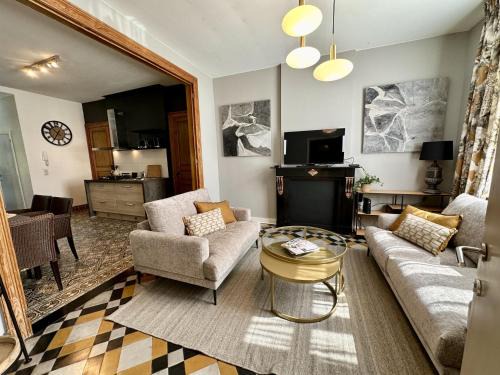 Fays House | Piervenne
