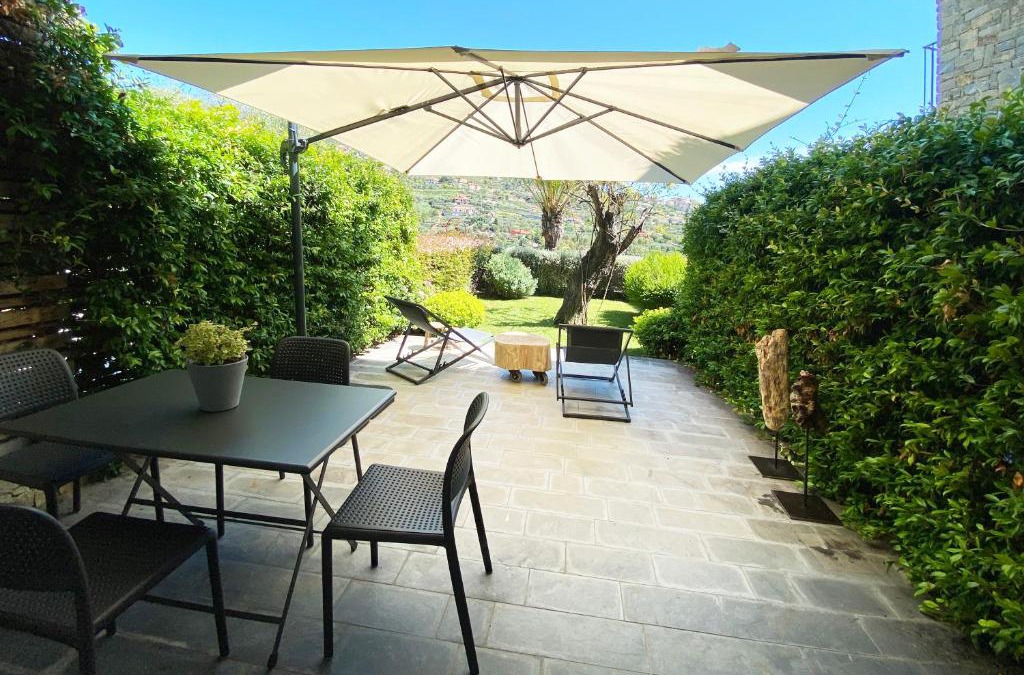 Vallebona Apartment | Pietraverdemare