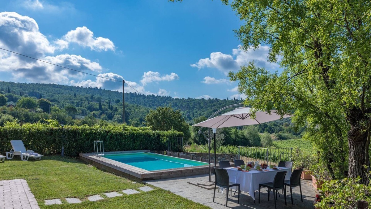 Pieve a Presciano Villa | PIEVE-POGGIO CASE - POGGIO CASE