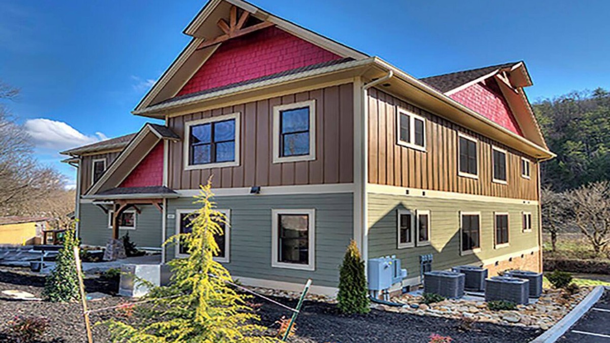Pigeon Forge Cabin | Pigeon Forge - Big Cypress Mansion - 12 Bdrms.