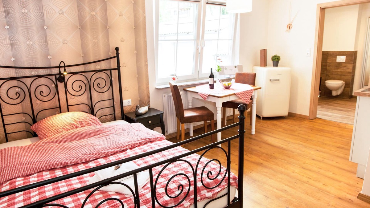 Homberg Apartment | Pilgrim-friendly apartment Hans in luck directly on Elisabethpfad