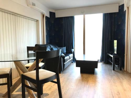 Les Iles Apartment | Pilier de la Fontaine - avec parking