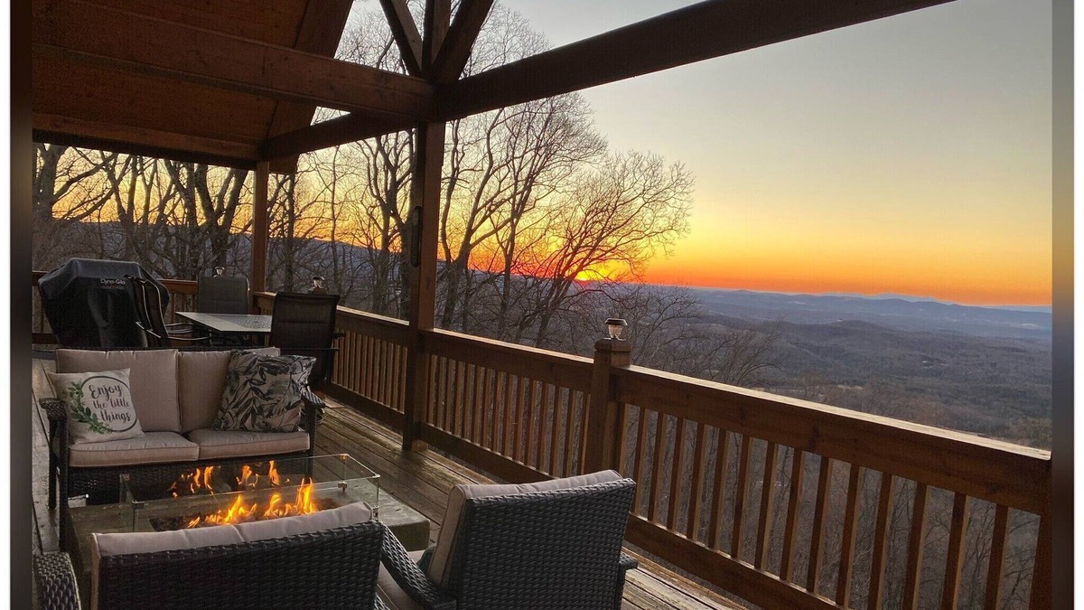 Cana Cabin | Pilot's Perch Too ~ Luxurious Blue Ridge Cabin with Breathtaking Views