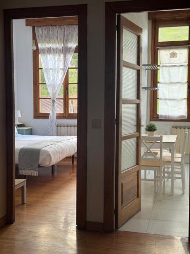 Salas Apartment | Pimo Plus La pola