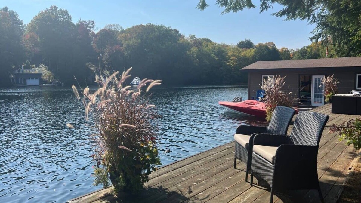 Muskoka Lakes House | Pine Acres Summary: W