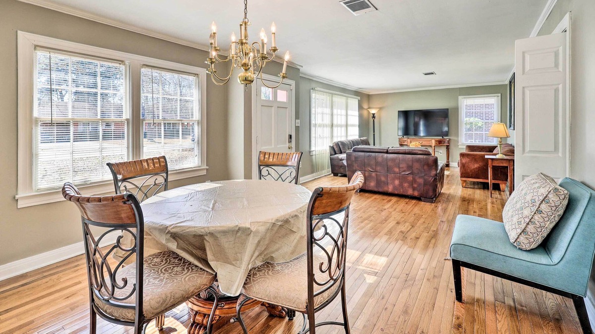 Pine Bluff House | Pine Bluff