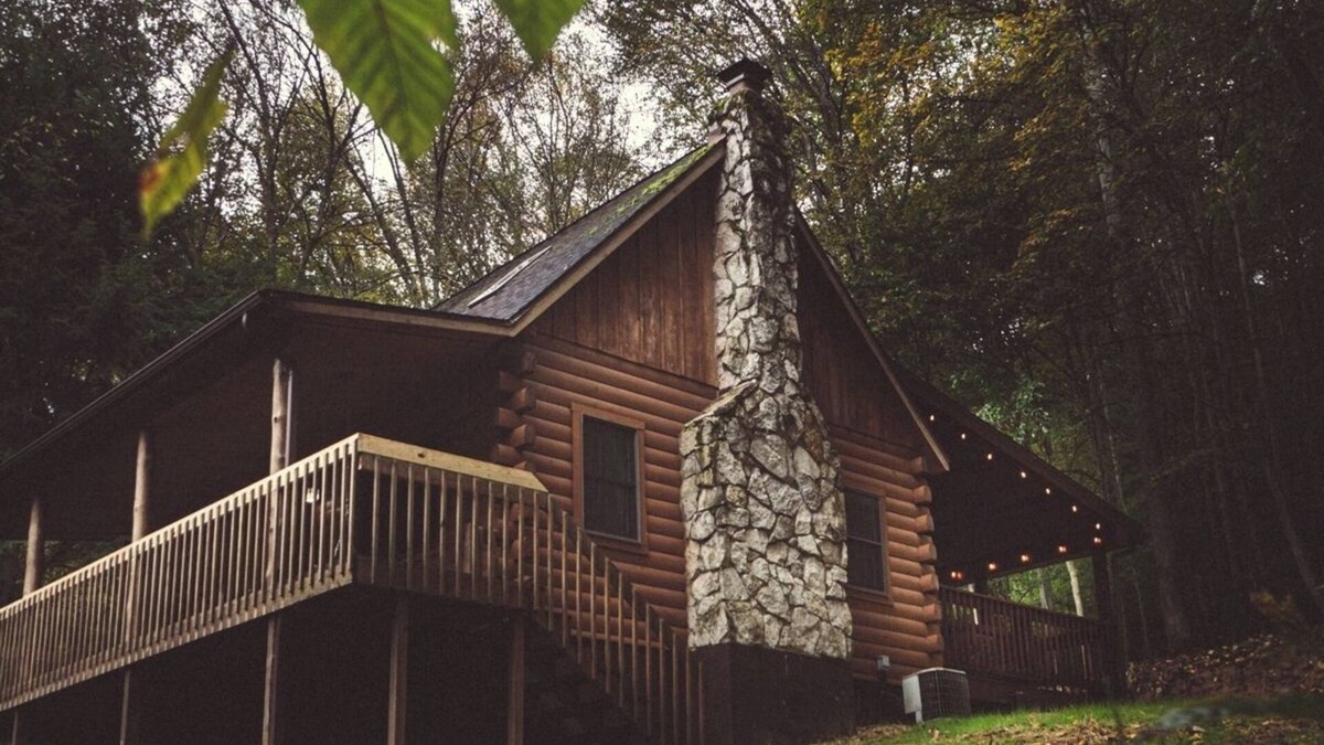 South Bloomingville Cabin | Pine Creek - Hosted by The Chalets