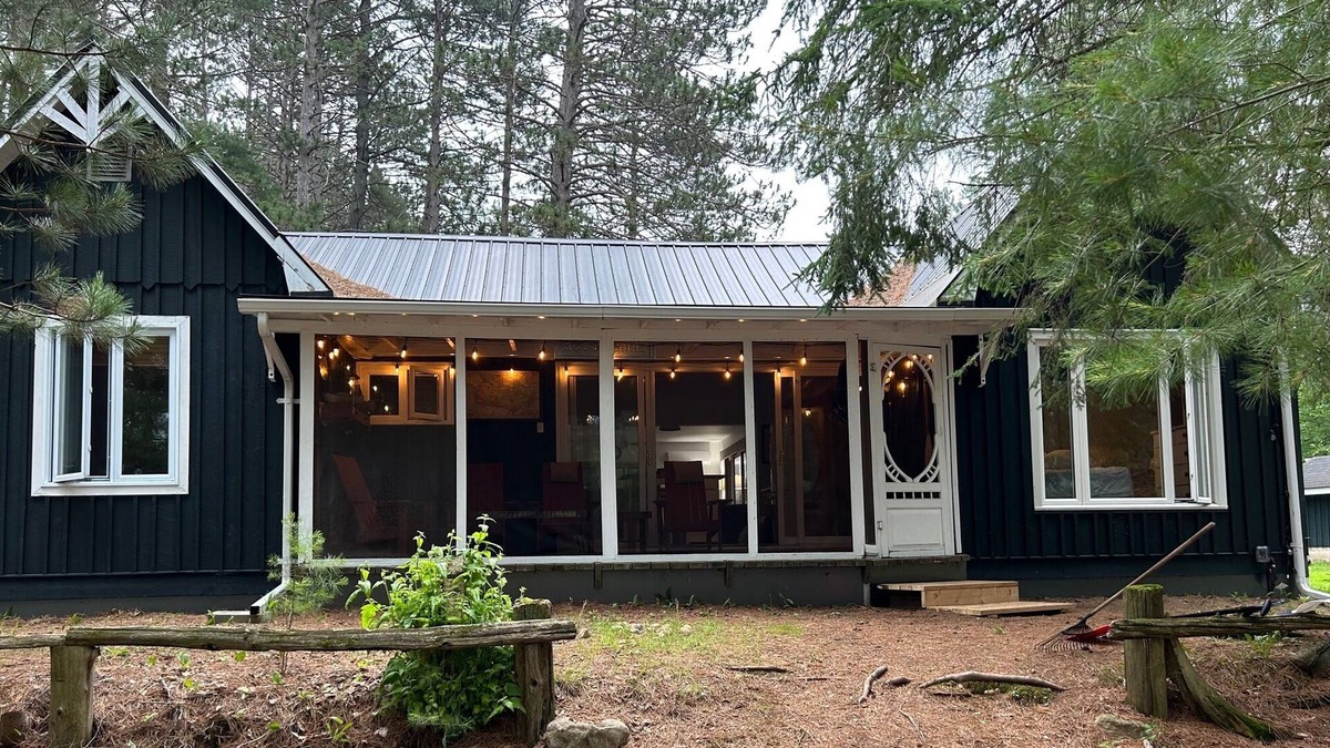 L'Amable Cottage | Pine Forest Cottage