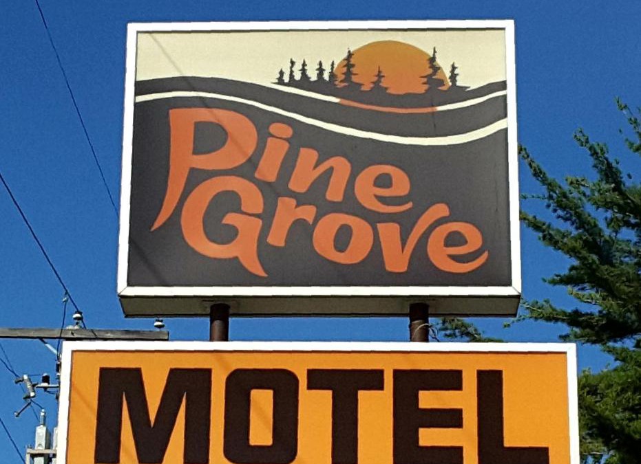 Algoma District Hotel | Pine Grove Motel
