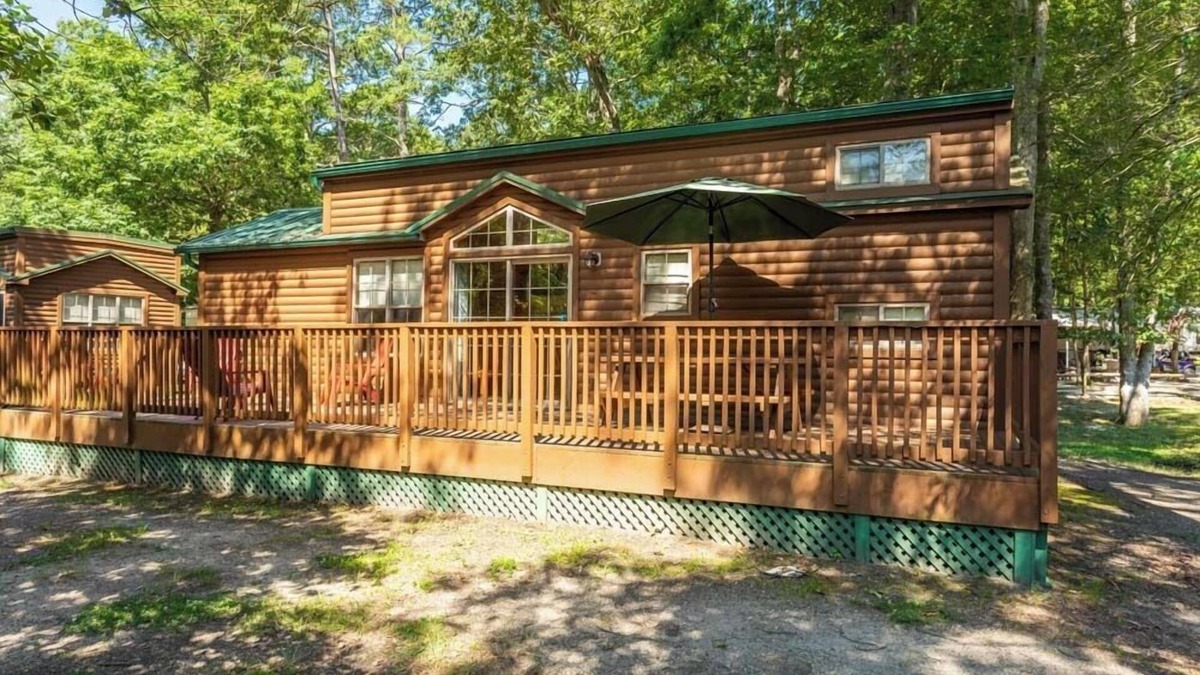 Dennisville Hotel | Pine Haven Campground