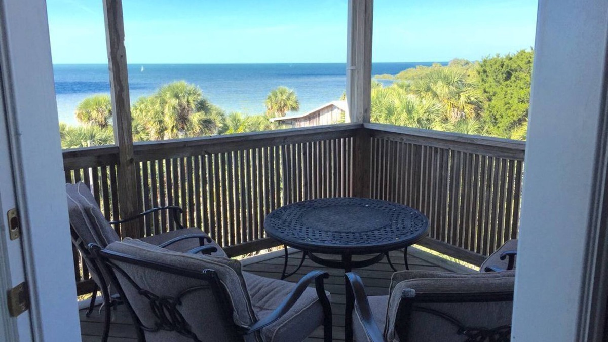 Pine Island House | Pine island - Weeki Wachee Ocean View Home- Walk to Beach on secluded island
