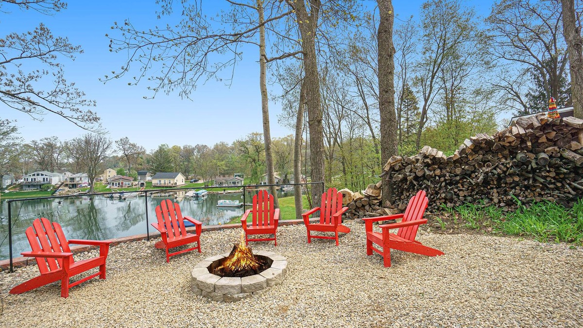 Plainwell House | Pine Lake Overlook- Lakeside house, hot tub w/a view! Pontoon rental options!