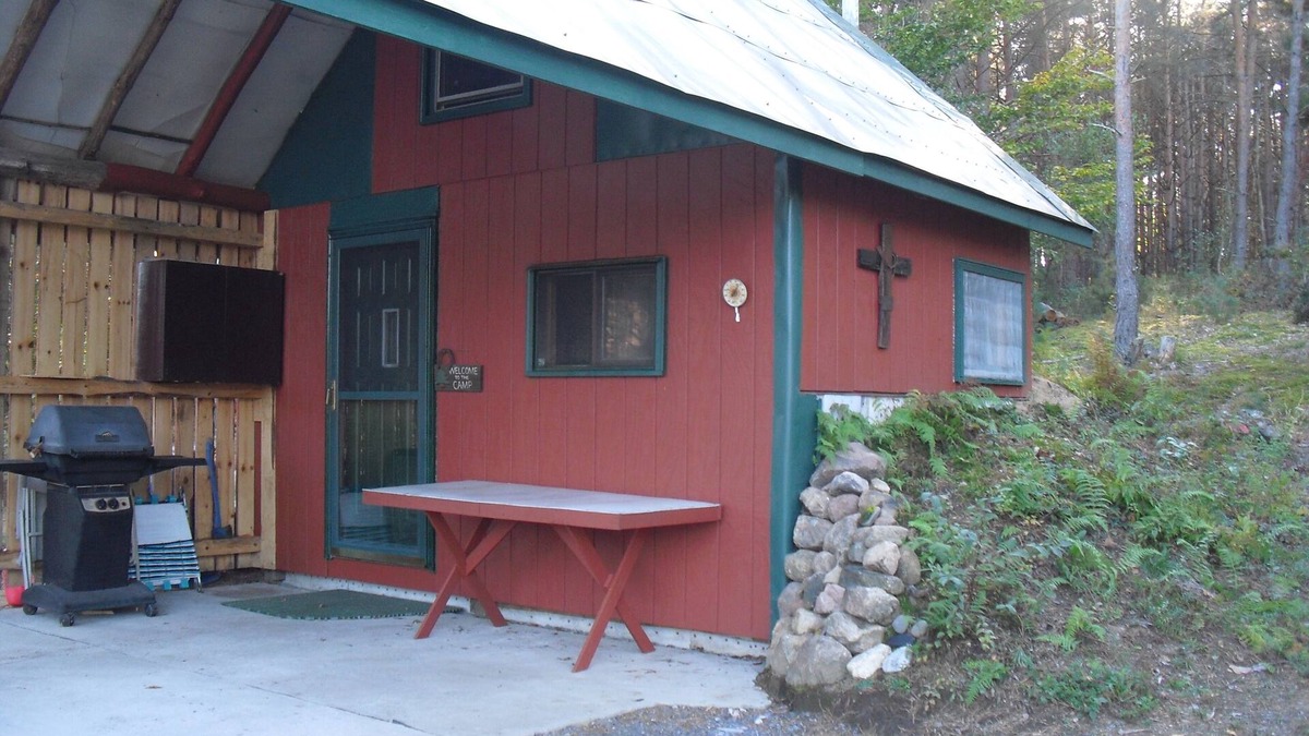 Lowville Cabin | Pine Marten Cabin At The King's Pines
