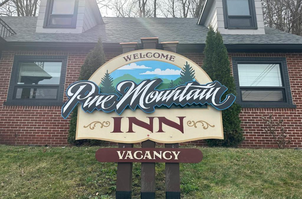 Fourmile Bed & Breakfast | Pine Mountain Inn