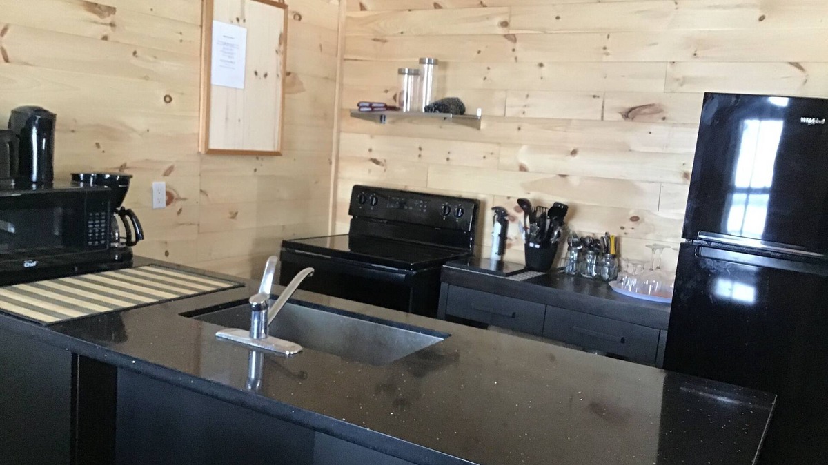 Milford Cottage | Pine Point- Rustic Waterfront 2 bedroom Cottage
