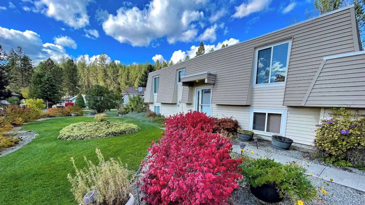 Spokane House | PINE RIVER HOME 5BD, SPA, THEATER, Near UNIVERSITY, WANDERMERE GOLF, GREEN BLUFF