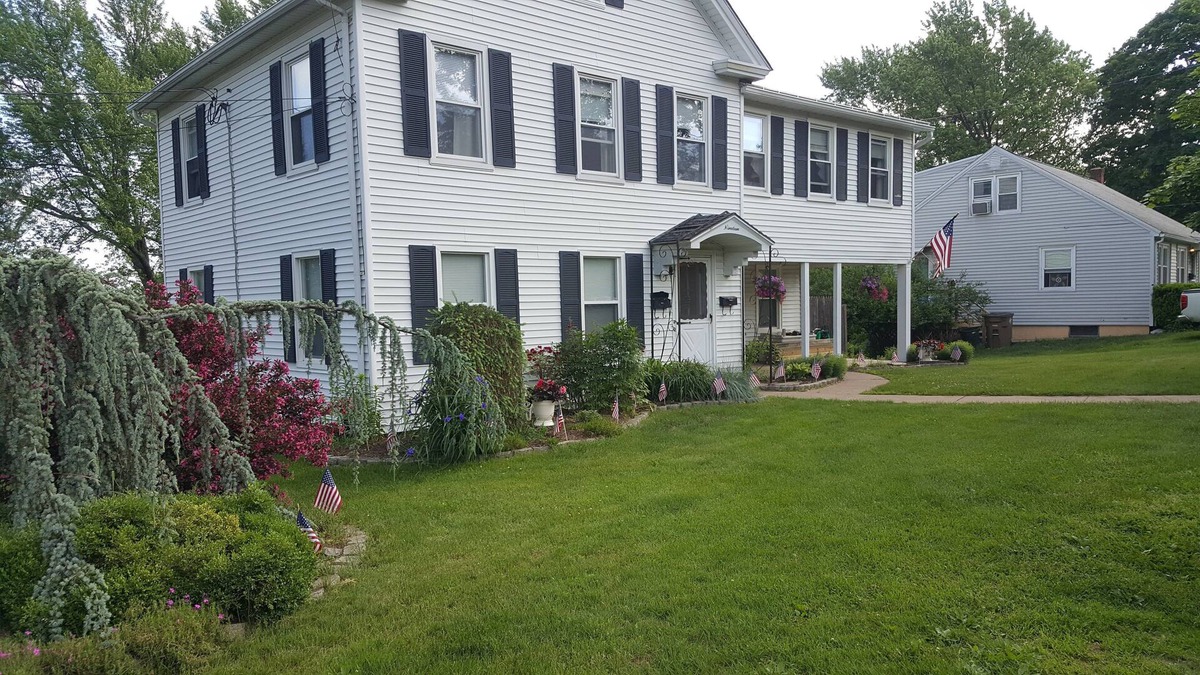 Vernon Apartment | Pineapple Place: Lovely 900sq. ft., 1Bd/1Ba apartment