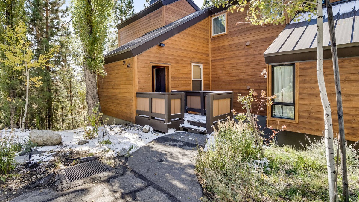 Dollar Point Cabin | Pinegrove by AvantStay | Beautiful Villas Condo just outside Tahoe City!