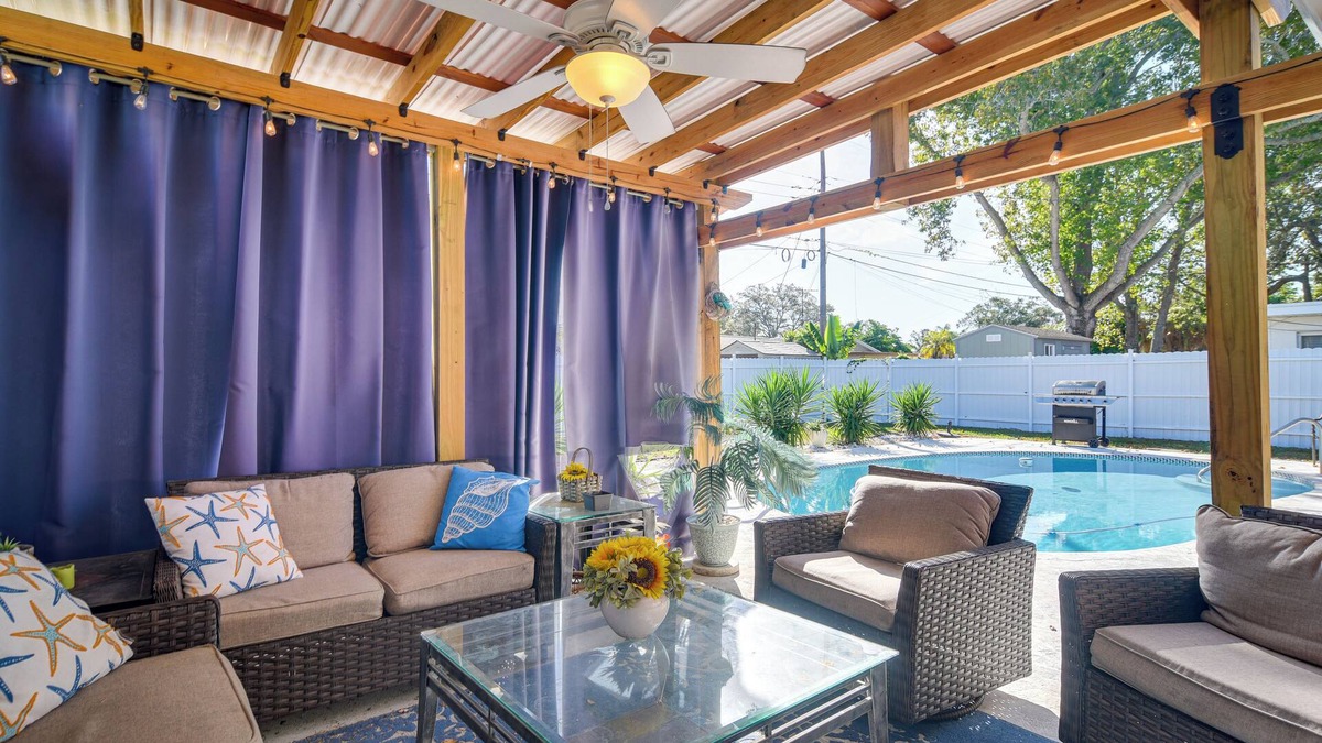 Pinellas Park Cottage | Pinellas Park Escape w/Heated Pool!