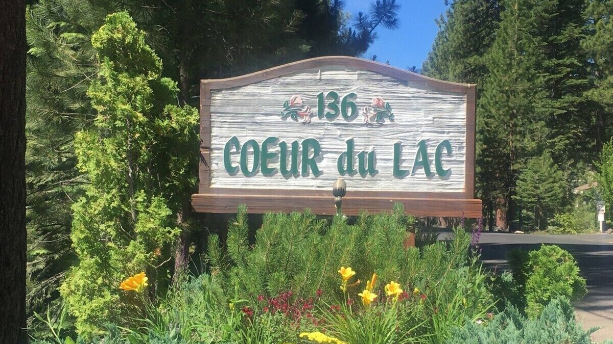 Incline Village Condo | Pinenut Place - Comm.Hot Tub & Pool CDC0209